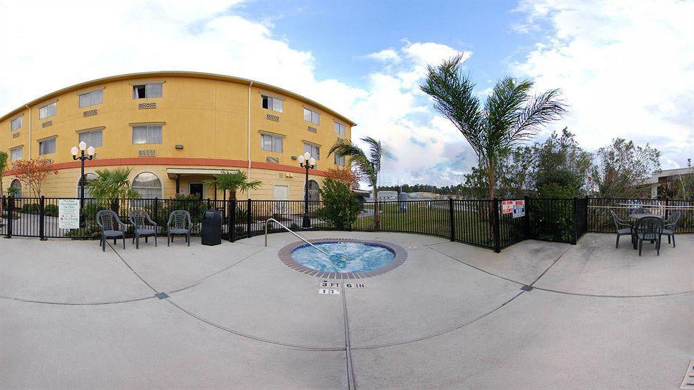 Hotel Comfort Kingwood Houston North 59 3*