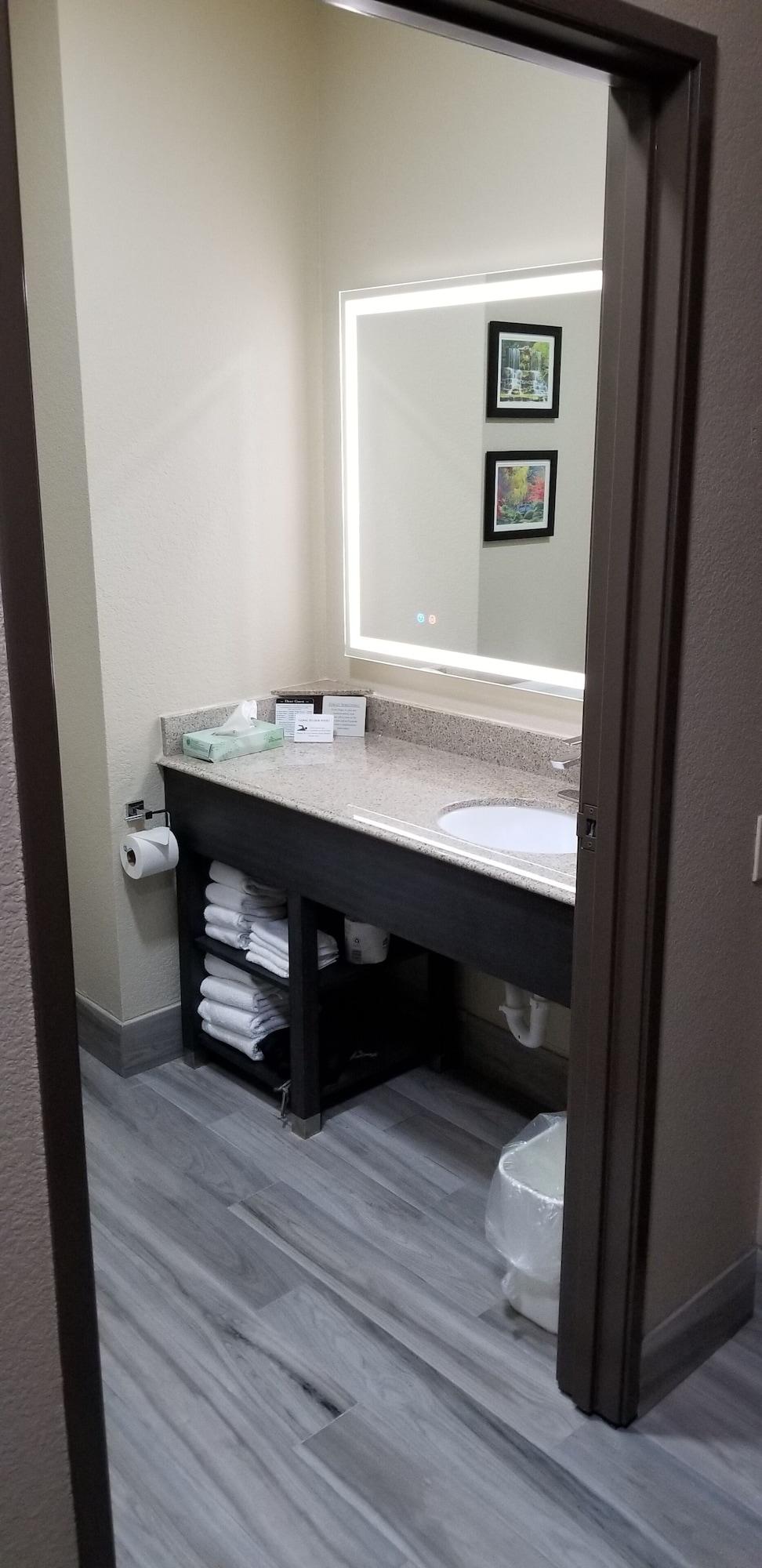 Comfort Kingwood Houston North 59 3*