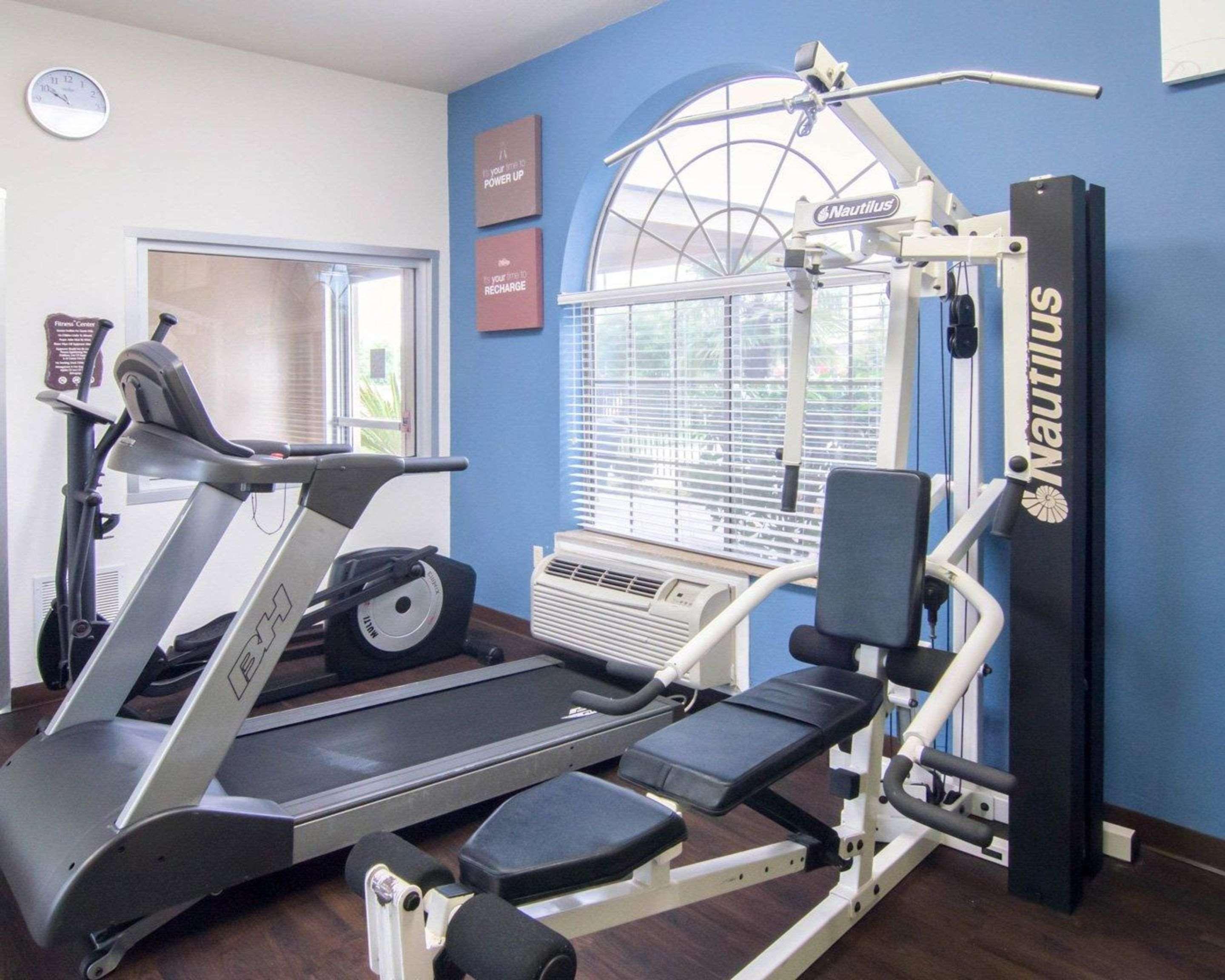 Comfort Kingwood Houston North 59