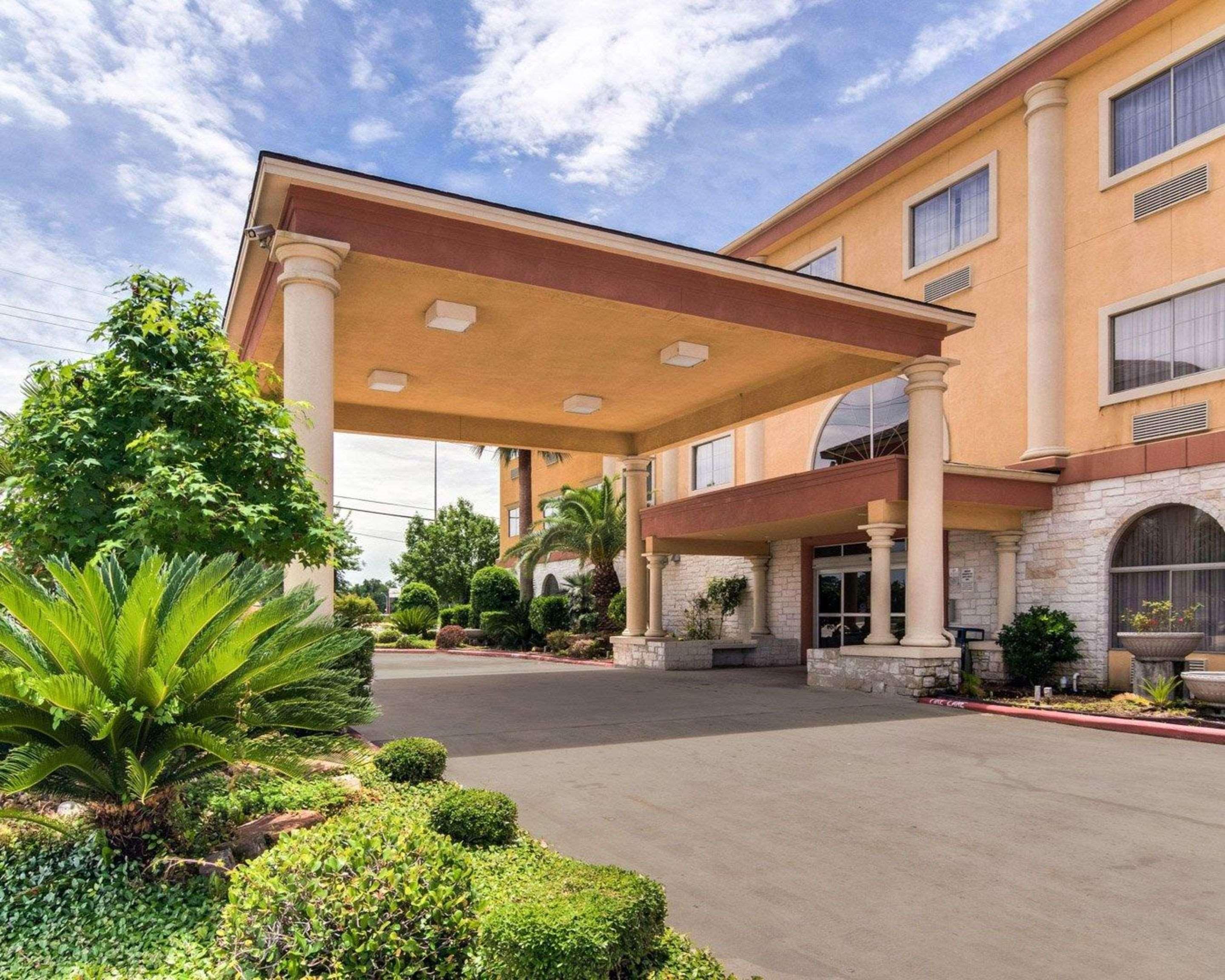 Hotel Comfort Kingwood Houston North 59 3*