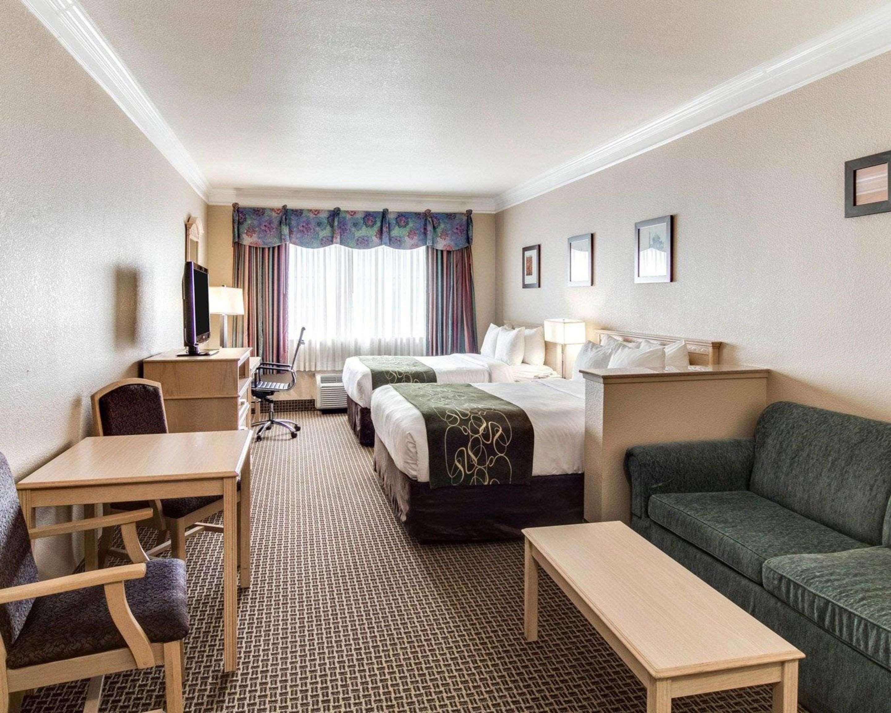 Hotel Comfort Kingwood Houston North 59 3*