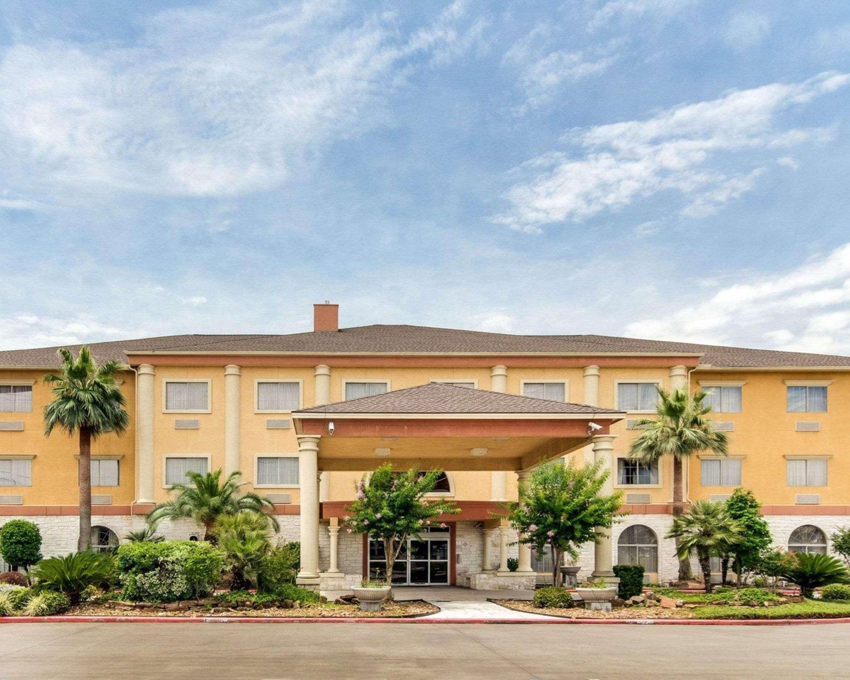 Hotel Comfort Kingwood Houston North 59 3*